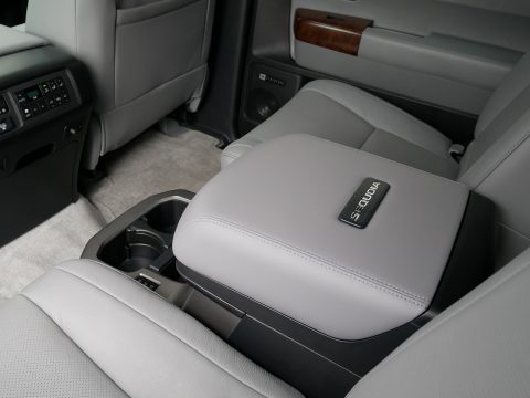 セコイア　北米　USトヨタ　プラチナム　４WD　低走行　ワンオーナー　稀少カラー　サンルーフ　電格ミラー　フレックスドリーム　flexdream (4)